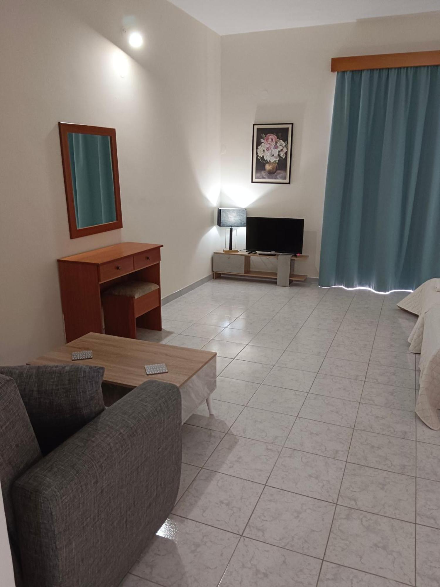 Pyrgos Hotel Apartments Kremastí Exteriér fotografie