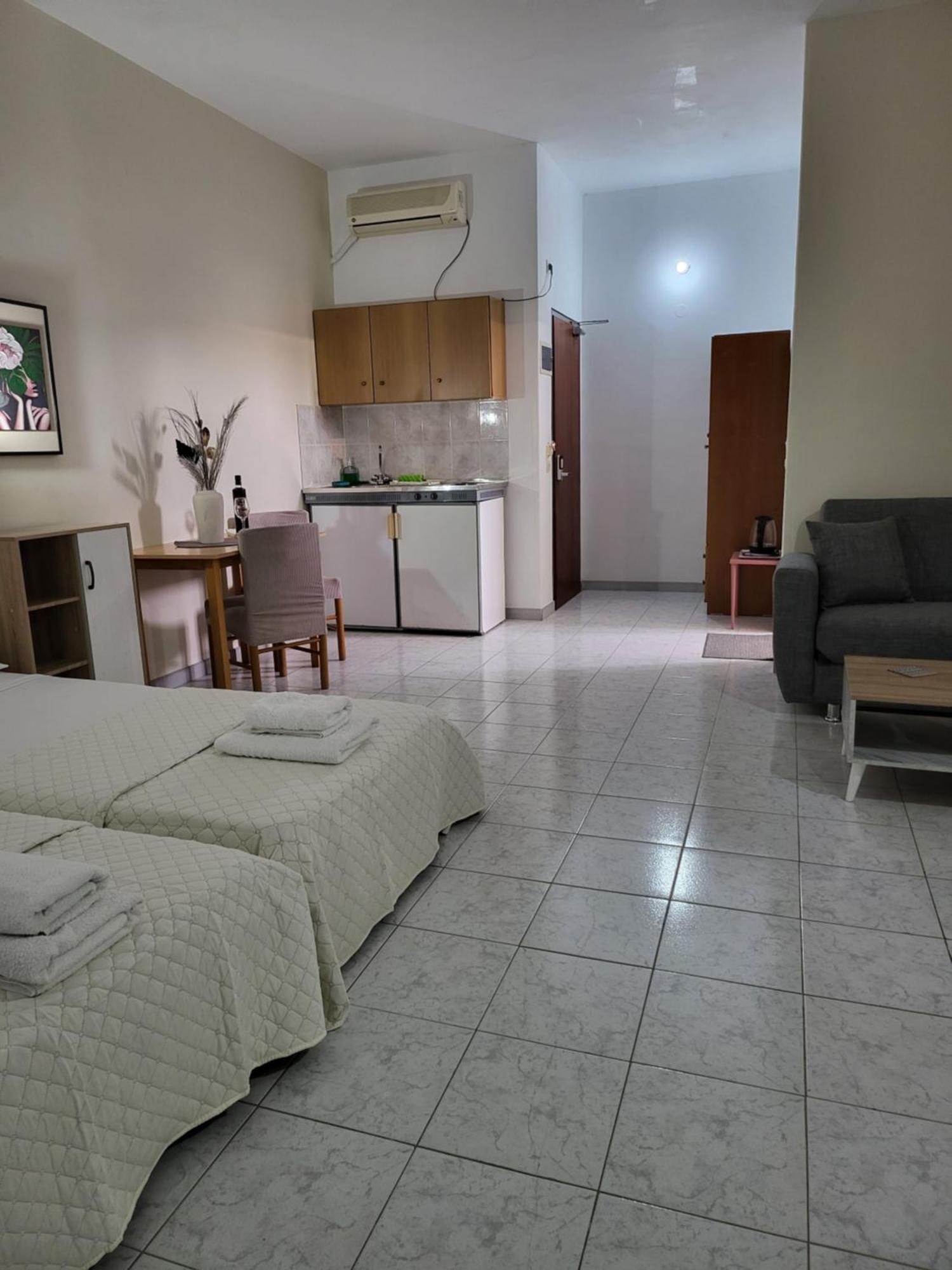 Pyrgos Hotel Apartments Kremastí Exteriér fotografie