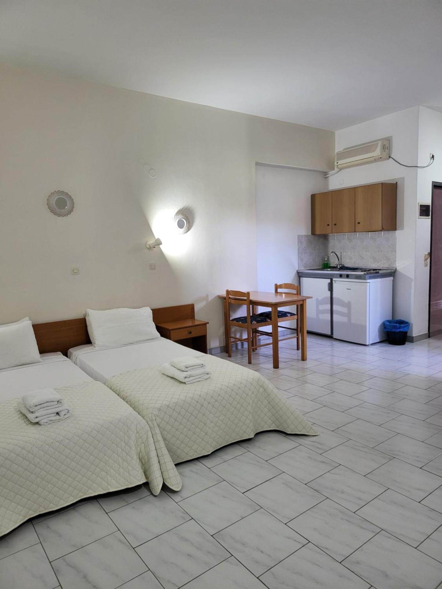 Pyrgos Hotel Apartments Kremastí Exteriér fotografie