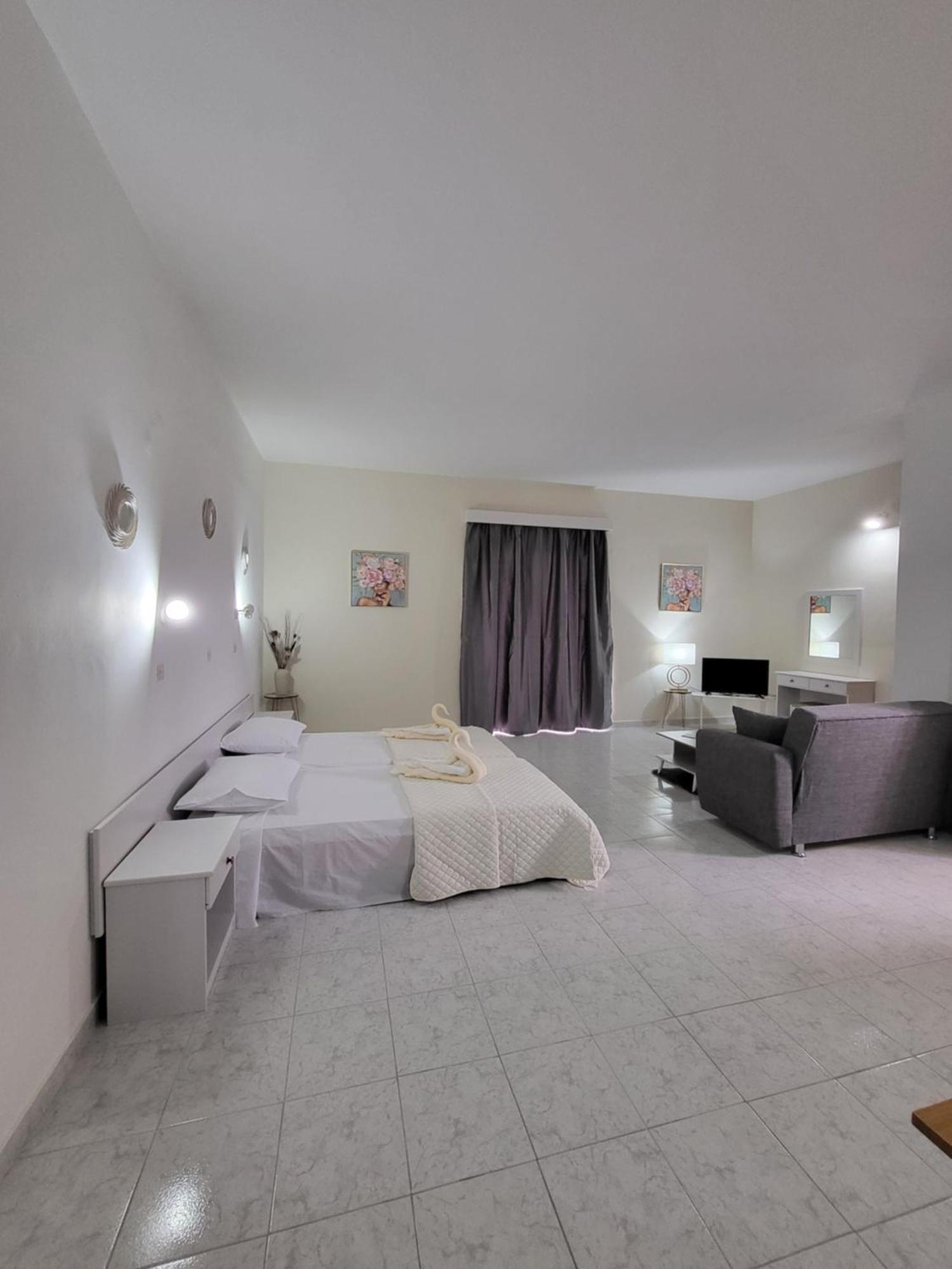 Pyrgos Hotel Apartments Kremastí Exteriér fotografie